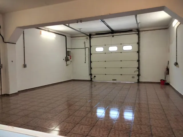 EN CARRIZAL, CASA TERRERA MUY AMPLIA — 37