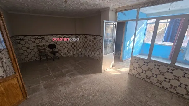 CASA DE 2 PLANTAS CON PATIO EN HINOJOSA - foto 5