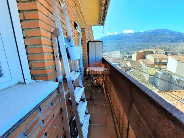PISO EN VENTA EN NAVALUEGA, EN EL CENTRO DEL  PUEBLO — 8
