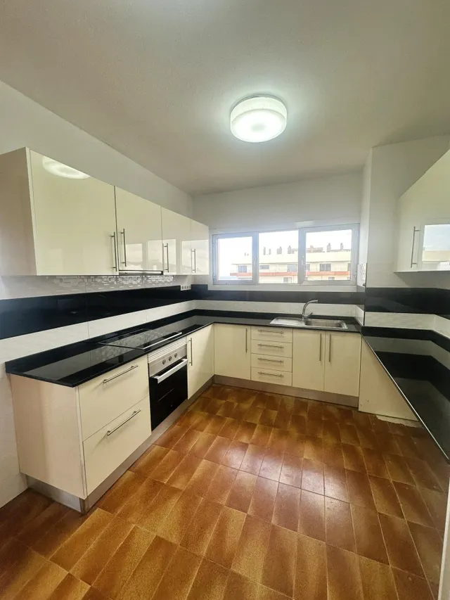 Piso 5 habitaciones 226m² en venta - Arenales — 9