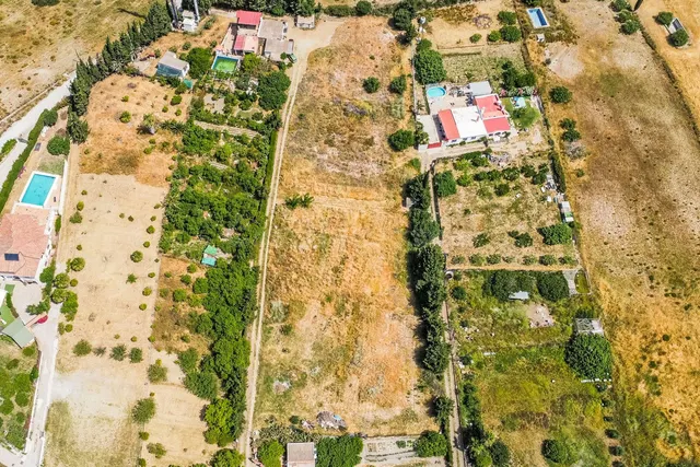 Parcela en venta - Costa Del Sol — 2