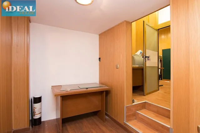 A5895V5. Puede ser el mejor LOCAL de MARACENA. www.idealhouse.es — 16