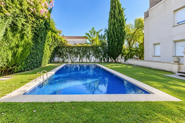 Ático dúplex en 2ª línea de mar en el vinyet, Sitges — 30