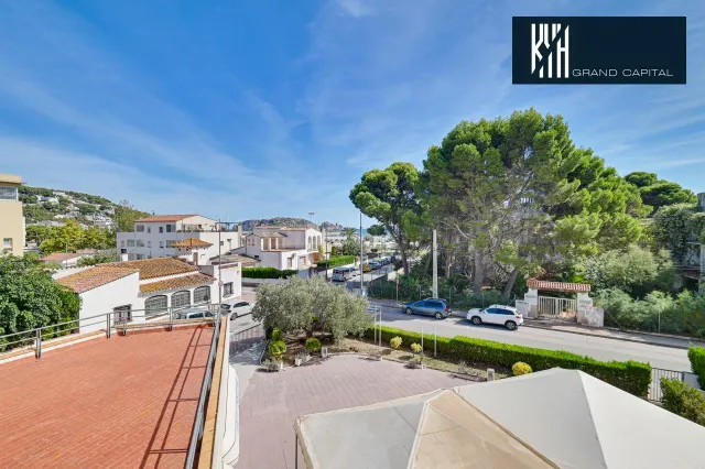 APARTAMENTO EN L'ESTARTIT — 5