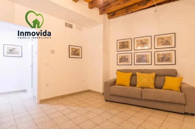 Moderno y Renovado Piso con Licencia Turística en el Corazón del Casco Antiguo de Córdoba — 5