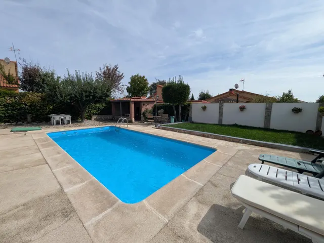 CHALET INDEPENDENTE CON PISCINA ZONA PIOZ — 41