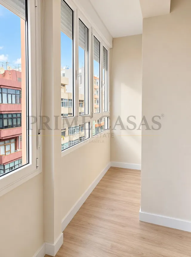 Piso reformado,  3 dormitorios, balcon en arenales - Las Palmas — 5