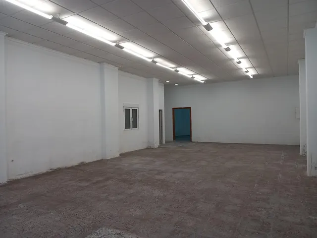 Tu local comercial en calle Cartagena de Indias con Angel Bruna — 24