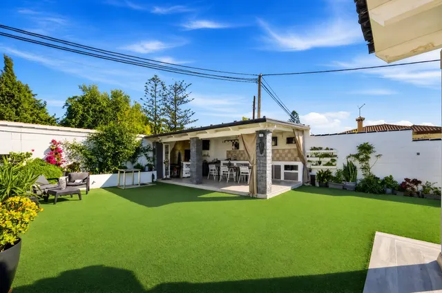 Chalet ideal para vivir todo el año, en la entrada de Chiclana. — 8