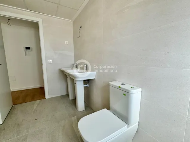 Ático de 2 dormitorios con 2 terrazas en el centro de Lorca — 26