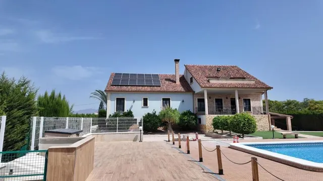 Casa 6 habitaciones 447m² en venta - Comunidad valenciana — 6