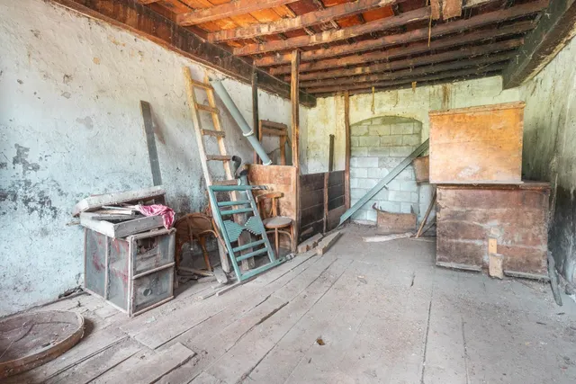 Casa, cuadra, pajar y fincas en venta en babia — 11