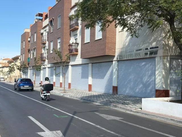 ATENCION INVERSORES!! Local a la venta en atarfe actualmente alquilado con alta rentabilidad — 6