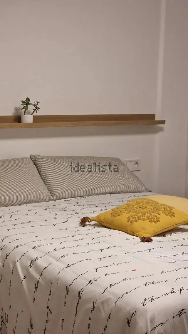 Alquiler de piso en Calle Vicente la Roda, 37 — 2