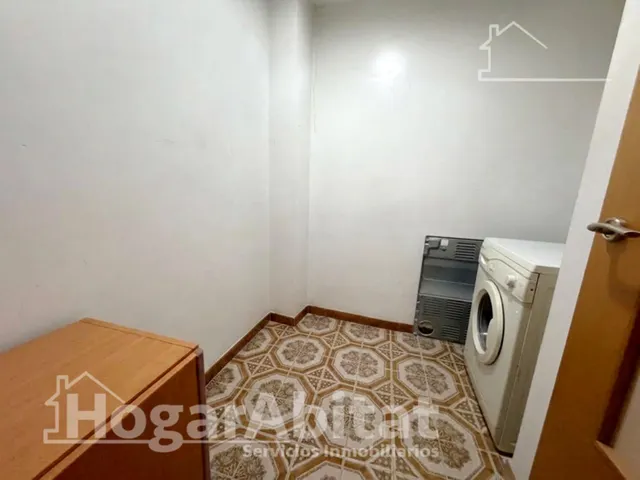 Amplia casa con terraza y garaje cerca de la playa de Sagunto — 31