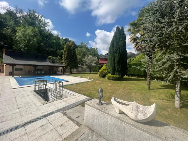 ESPECTACULAR FINCA CON CHALET A 5 MIN DE PONFERRADA — 12