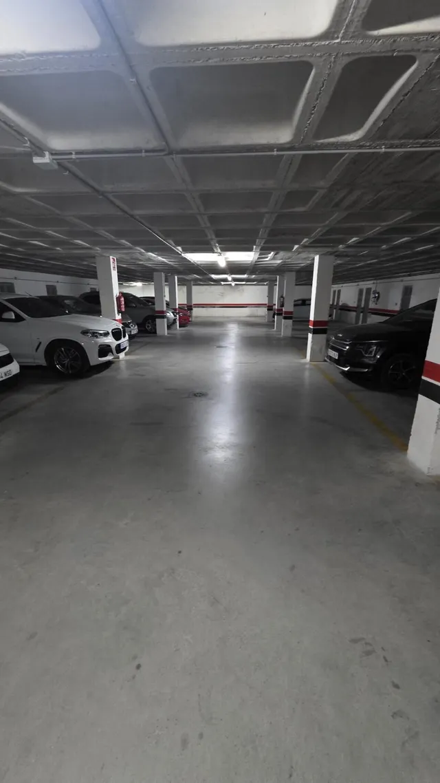 Vive frente al mar en este exclusivo piso en la Playa de Muchavista. — 42