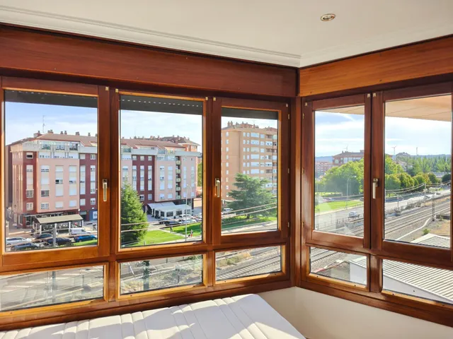 Vivienda  exterior actualizada de UN dormitorio en pleno centro de Palencia — 15