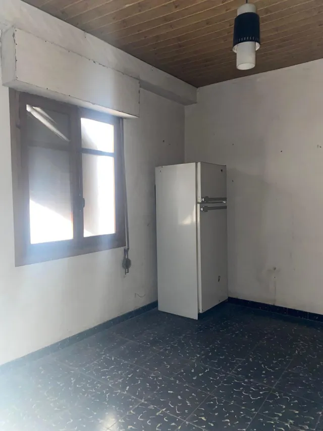 CASA CON MUHAS POSIBILIDADES CERCA DE LA PLAZA DE LA CONCEPCIÓN — 17
