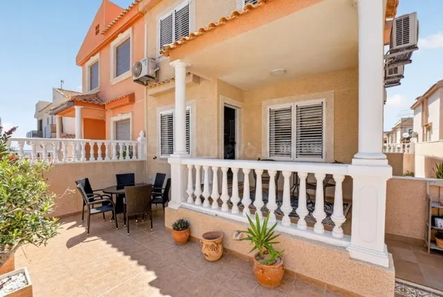 Casa 3 habitaciones 104m² en venta - Centro - foto 3
