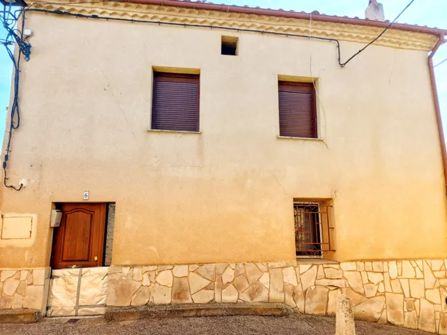 Casa-Chalet en Venta en Gumiel De Izan Burgos — 2
