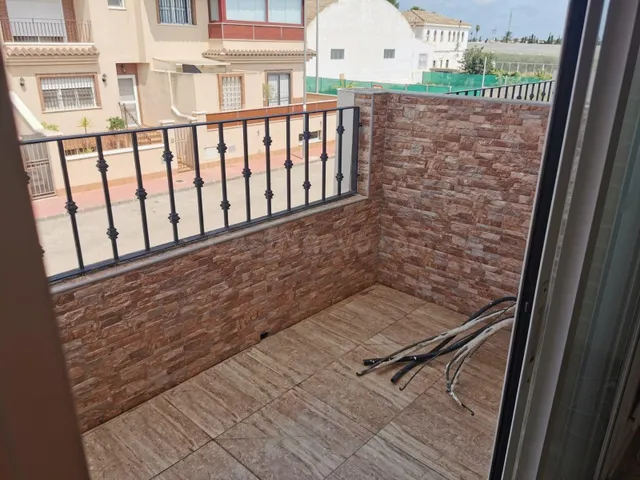 MAGNIFICO ADOSADO EN DOLORES DE PACHECO — 2