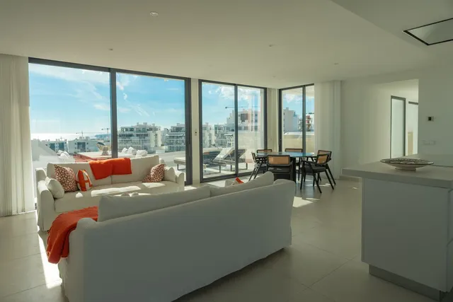 Ático 3 habitaciones 255m² en venta - Centro — 50