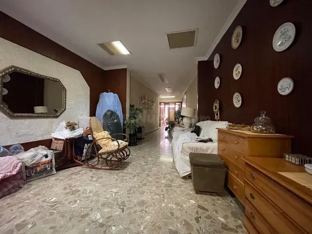 Encantadora Casa de Pueblo en Mahón: Espacios Amplios y Enca - foto 3