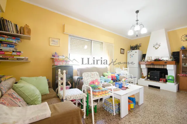 Ref. 04407.- Chalet con dos viviendas independientes, piscina y amplia parcela en Corral de Papel – Llíria — 25