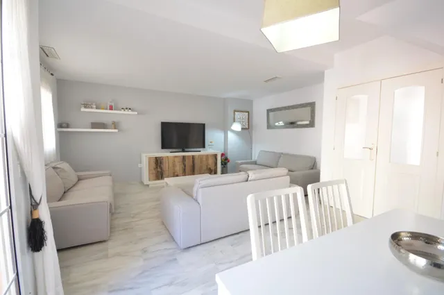 Exclusivo Adosado Reformado en Valdelagrana, El Puerto de Santa María — 10
