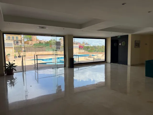 Estudio en venta en El Jonquet — 35