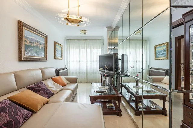¡Magnífico piso en venta en la zona de Mondragones, Granada! - foto 4