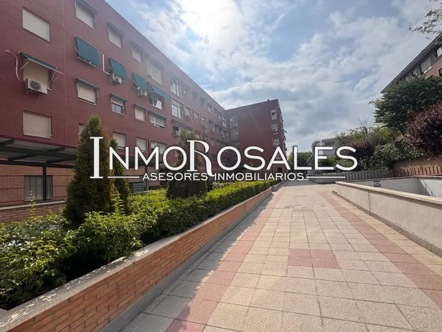 PISO 4 DORM COMUNIDAD CERRADA — 20