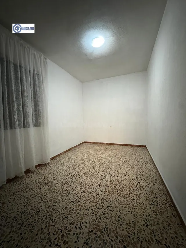 PISO LUMINOSO LA FLORIDA ALICANTE — 2