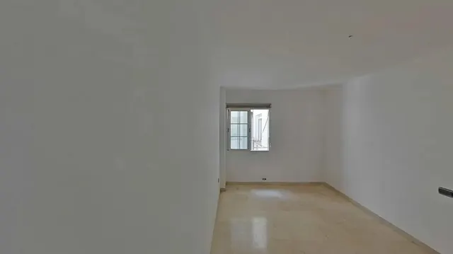 Amplio y Moderno Piso en el Corazón de Armilla — 7