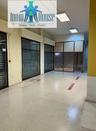 SE VENDE LOCAL ZONA INDUSTRIA — 5