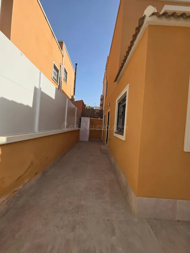 Gran chalet en orihuela : 3 hab, 2 baño — 3