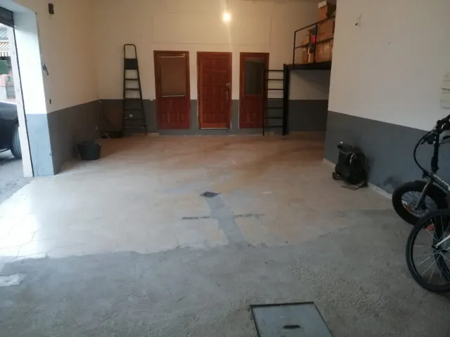 LOCAL APTO PARA GARAJE CON ALTILLO Y PUERTA AUTOMATICA — 10
