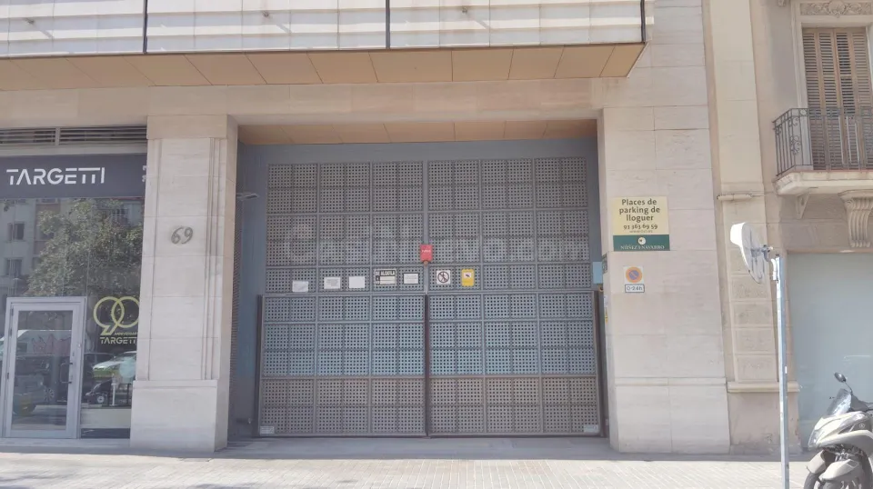 Parking 10m² en alquiler - Eixample