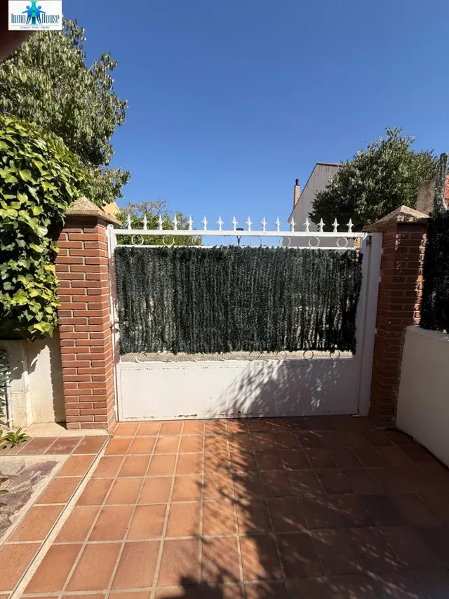 INMOHOUSE VENDE PAREADO — 38
