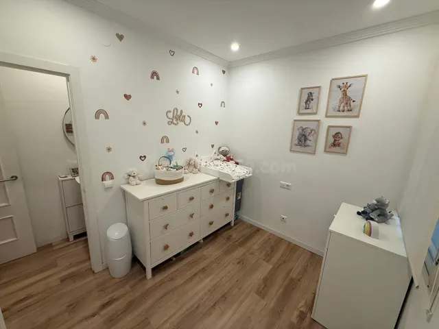 Piso bajo reformado de 2 dormitorios con patio en Las Lagunas de Mijas — 5
