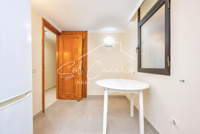 Exclusivo Piso en Primera Línea de Playa de Las Canteras con Vistas al Mar — 11