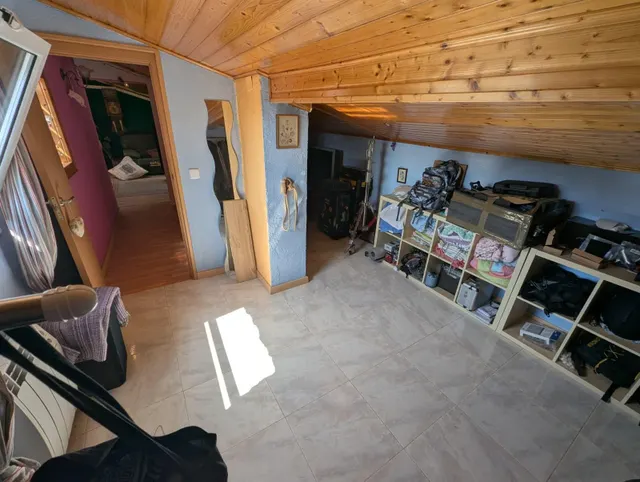 INCREIBLE CASA FAMILIAR CON SOLERA — 38