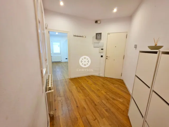 Fantástica vivienda reformada situada en calle Córcega con Nápoles. — 22