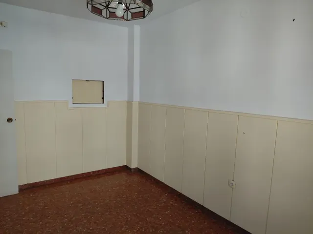 ✨ ¡Gran casa con cochera cerrada , llena de posibilidades! — 45