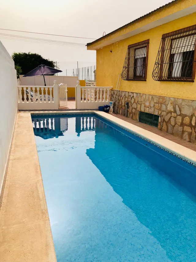 Villa privada con 6 habitaciones frente al mar en Guardamar playa. — 19