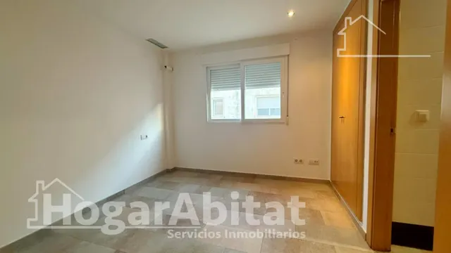AMPLIO ADOSADO CON DOS TERRAZAS EN ZONA DEMANDADA — 16