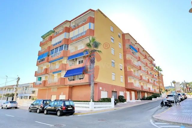 ¡Vivienda de tres dormitorios en esquina para reformar en Gu - foto 2