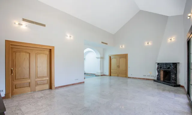 Chalet 5 habitaciones 550m² en venta - Riviera del sol — 34