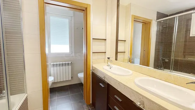¡EN ALQUILER PARA ESTUDIANTES! habitaciones EN CHALET CON REFORMA RECIENTE EN VILLANUEVA DE LA CAÑADA. — 32